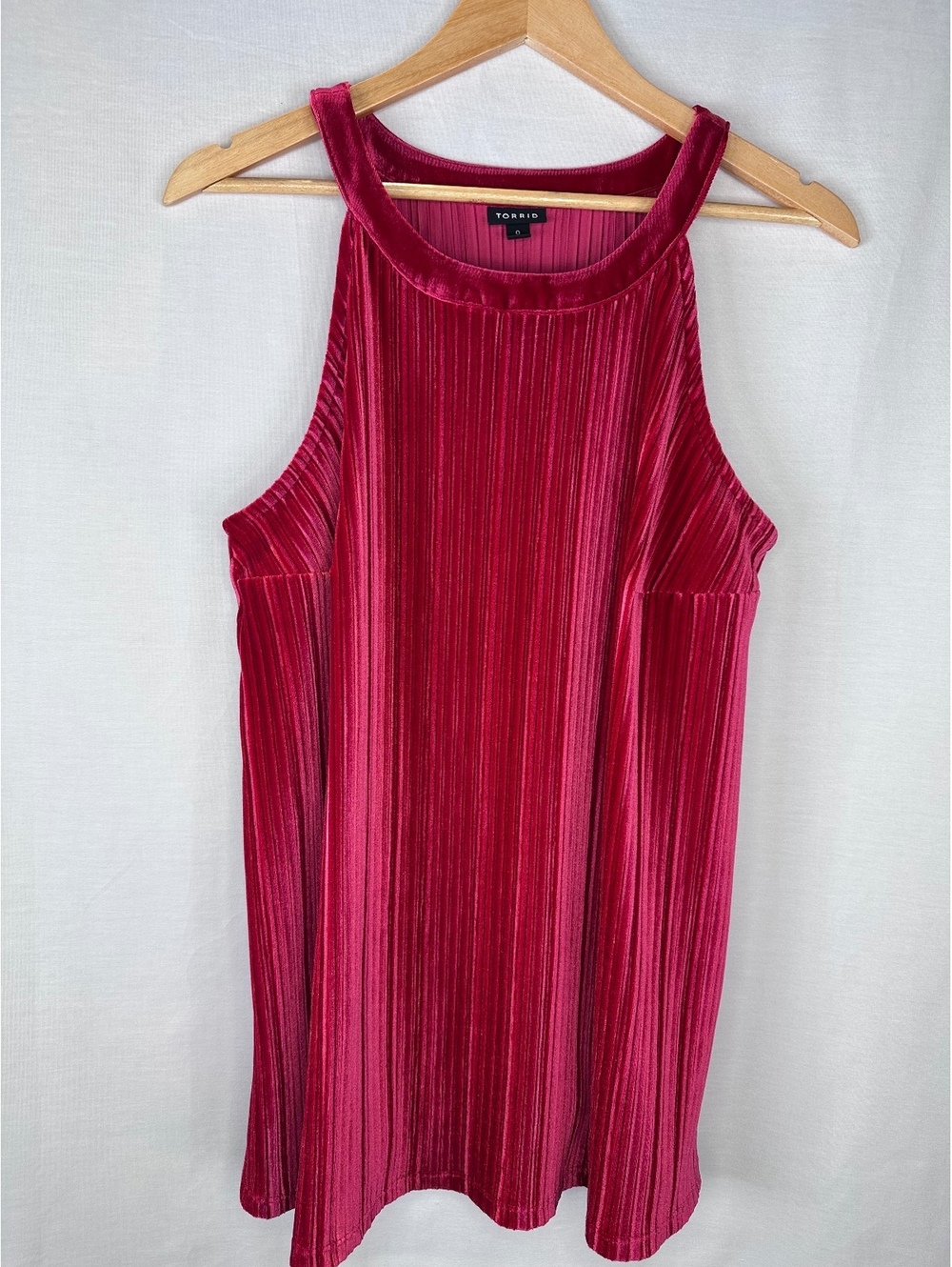 Torrid Size 0 Red Velvet Pleated Goddess Tank Sleeveless Holiday Top